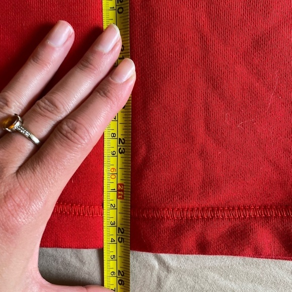 Nike Women’s Red Cheetah Sweatshirt Size XS Loungewear Workout Pullover Top - Picture 5 of 7